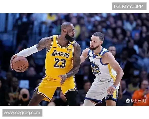 湖人队与热火队精彩对决瞬间回顾，篮球激情碰撞的视觉盛宴